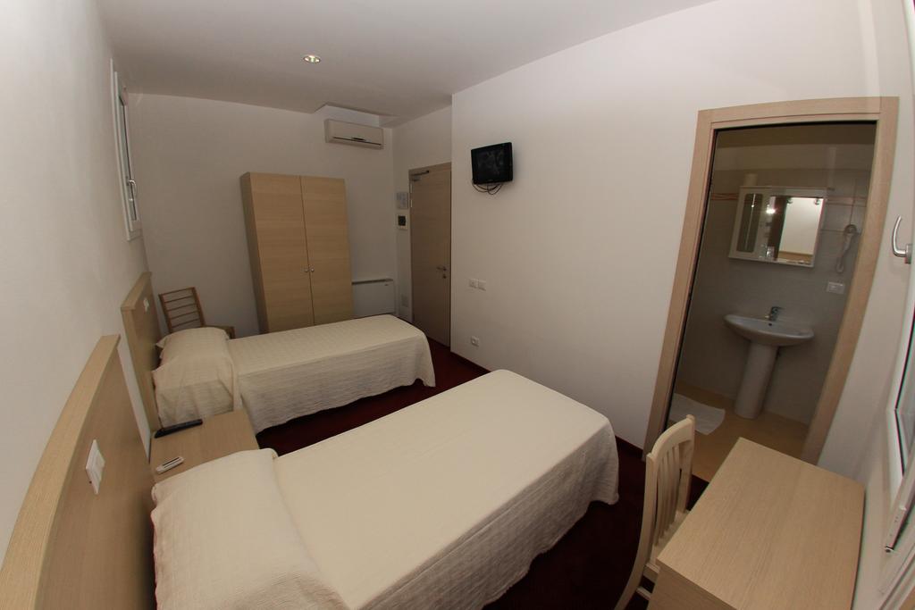 Park Hotel Italia Tezze sul Brenta Room photo